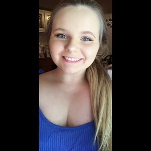 Meet your Posher, Haley